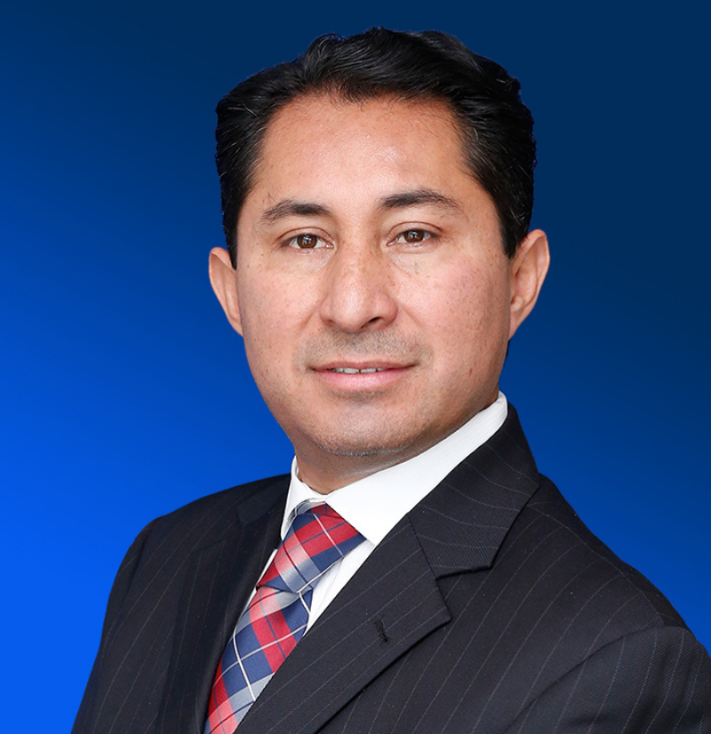 Víctor Galván, KPMG